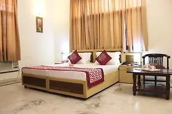 Oyo Rooms Near Huda City Centre Gurgaon Hotel